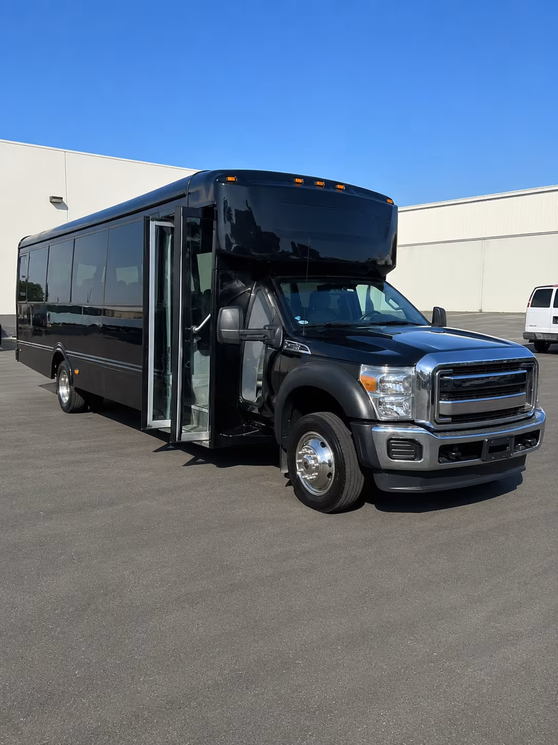 Mesa Prom & Homecoming Transportation party bus exterior