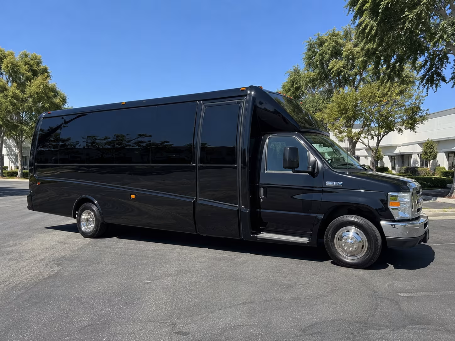 Scottsdale Winery Tour & Pub Crawl Transportation