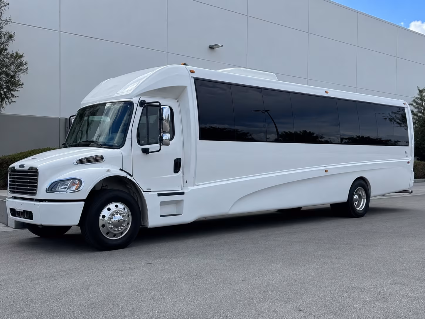 Tempe Birthday, Sweet 16, & Quinceañera Party Bus Rentals